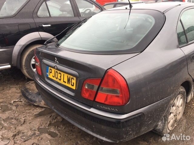 Разбор на запчасти Mitsubishi Carisma