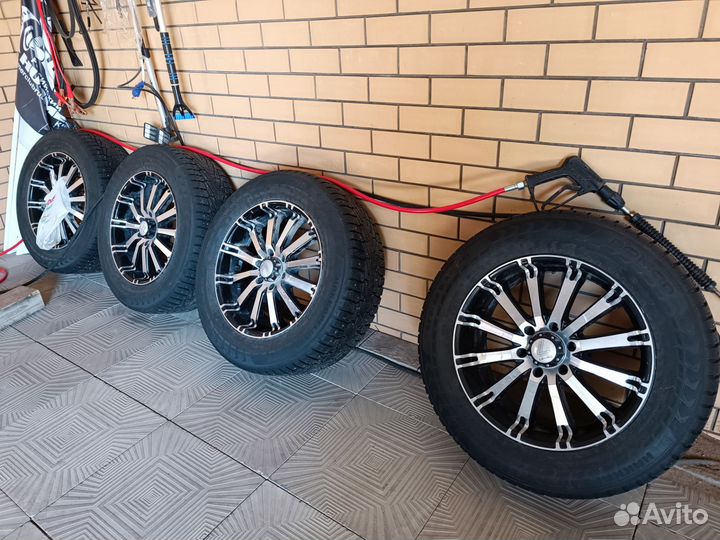 Nokian Tyres Hakkapeliitta 7 275/60 R20 100M