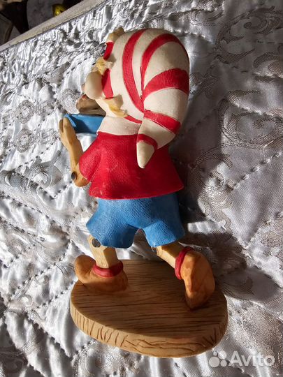 Статуэтка Буратино