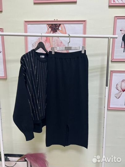 Двойка Кофта с юбкой со стразами