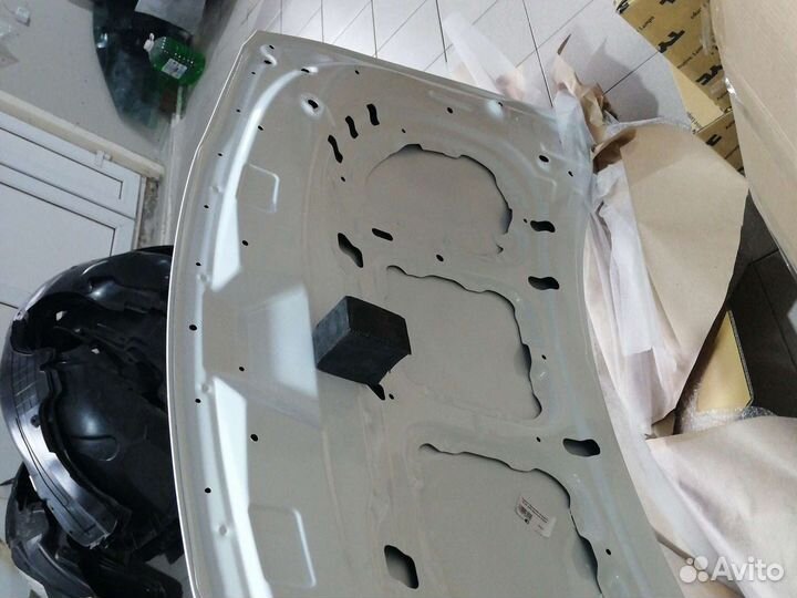 Капот белый Хендай Солярис 15г