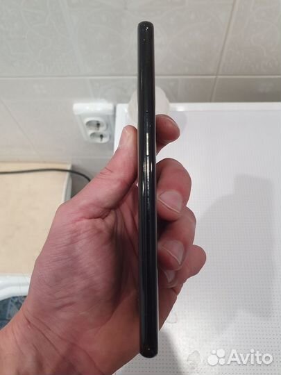 Samsung Galaxy S8, 4/64 ГБ