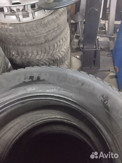 Goodyear Ultra Grip Ice Arctic 2 265/60 R18