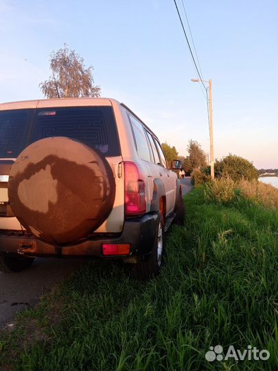 Nissan Patrol 3.0 AT, 2005, 528 400 км