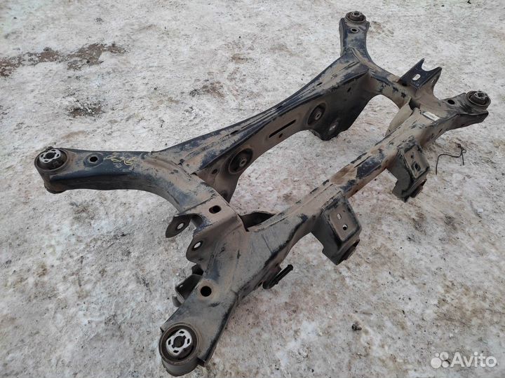 Задняя балка (Hyundai Tucson IV)