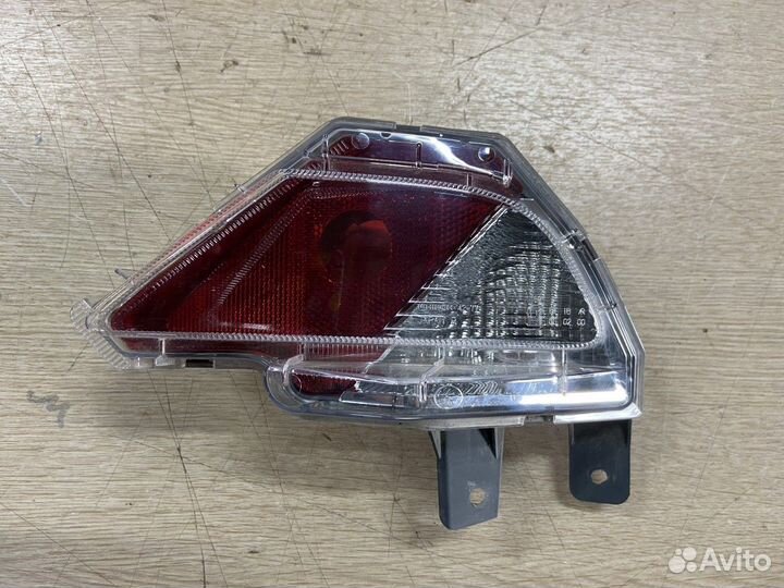 Фонарь бампера задний правый Toyota RAV 4 44