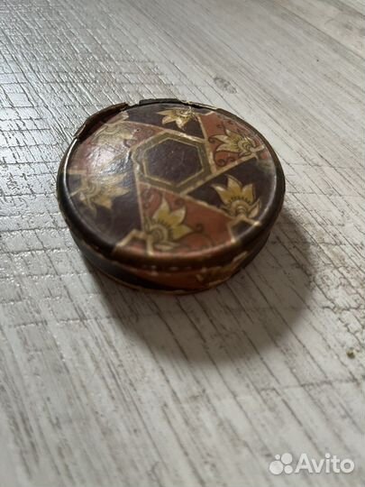 Пудра коробочка винтаж 1942г