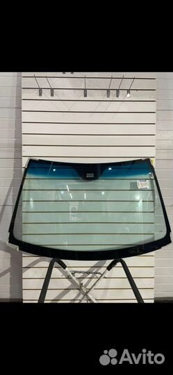 Лобовое стекло на Ford Transit