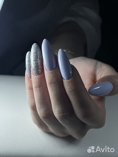 Покрытие ногтей на руках гель-лаком