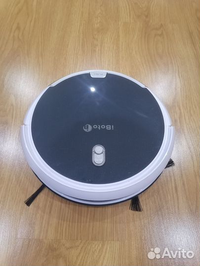 Робот пылесос