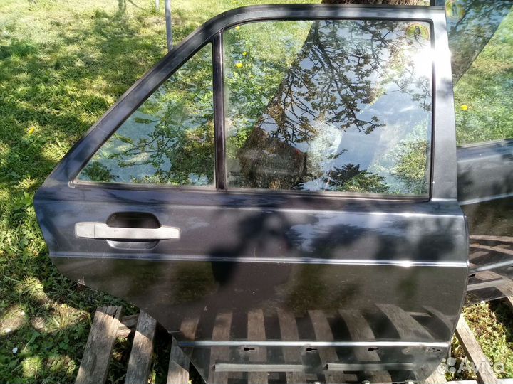 Двери Mercedes 190 1993г.в