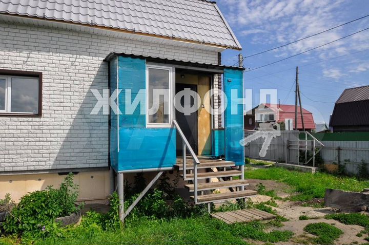 Дом 111 м² на участке 3,9 сот.