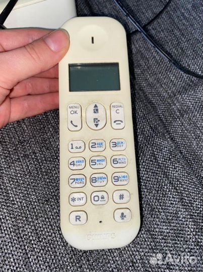 Телефон philips