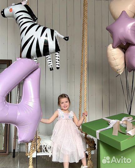 Коробка сюрприз с воздушными шарами