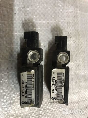 Датчик удара надувных подушек mazda6 gg