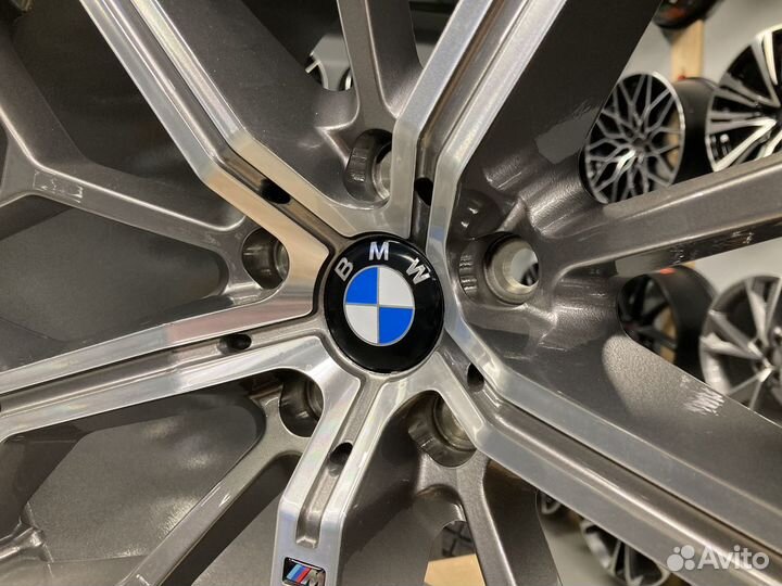 Разноширокие Диски R22 BMW 785M стиль X6 X7