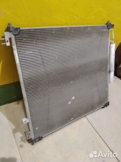 Радиатор кондиционера Land Rover Discovery 5