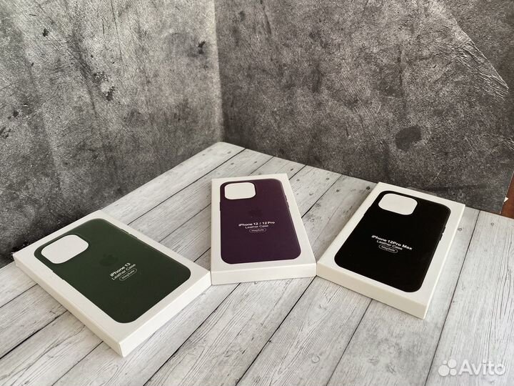 Чехол на iPhone MagSafe leather Case с анимацией