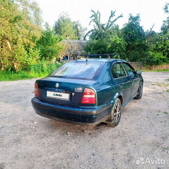 Skoda Octavia 1.6 МТ, 1998, 307 000 км