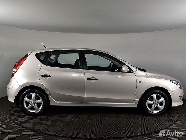 Hyundai i30 1.6 AT, 2010, 190 536 км