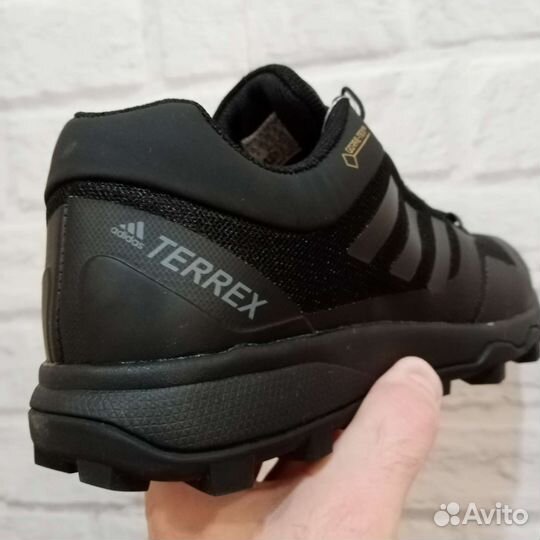Кроссовки Adidas Terrex Демисезон