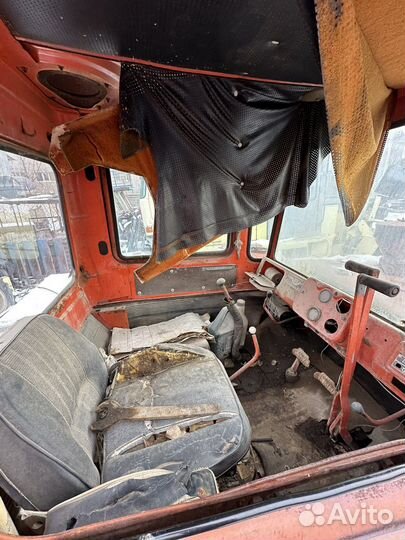 Трактор ВгТЗ ДТ-75, 1989