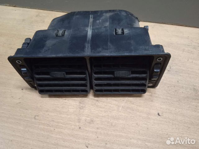 Дефлектор центральный bmw 5 E28 бмв 5 E28