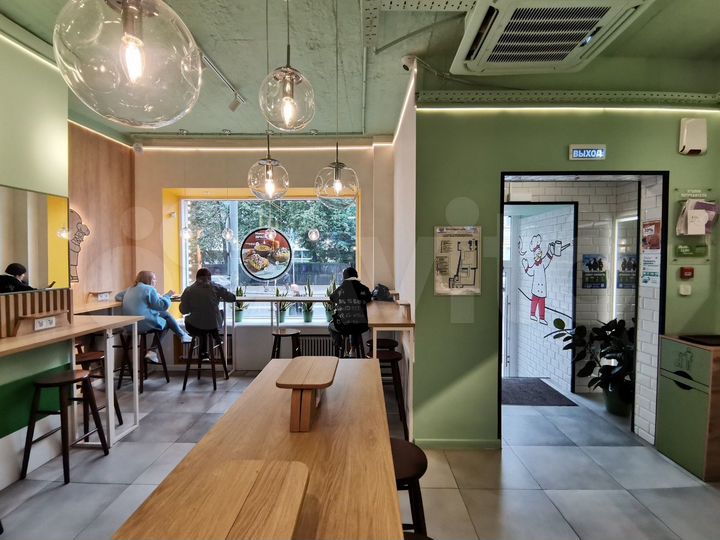 Сдам торговое помещение, 90 м²