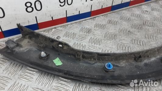 Молдинг крыла переднего правого dacia sandero 2 (K