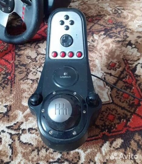 Руль Logitech G27