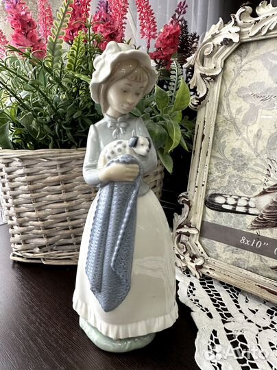 Статуэтка NAO Lladro Испания