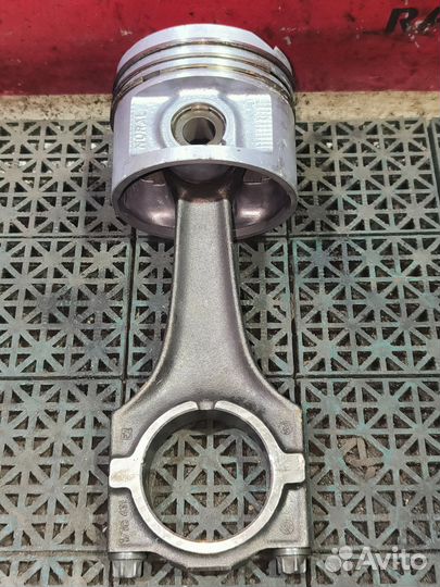 Пoршень с шaтуном BMW 5-серия Е34 M50 2.0 80.23