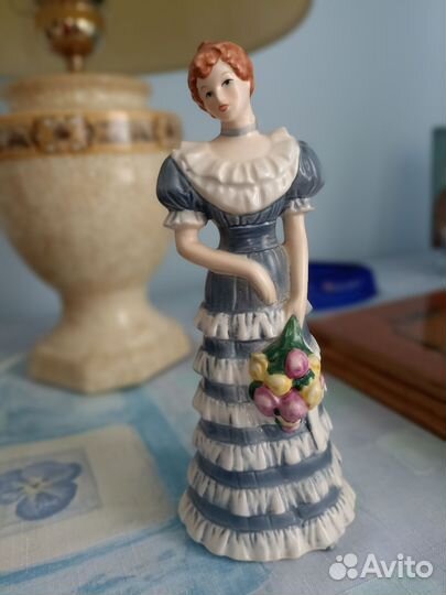 Статуэтка фарфоровая Гëбель Goebel
