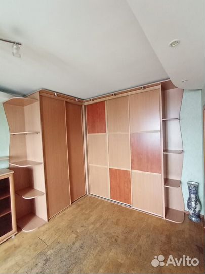 Шкафы купе и стеллаж комплект мебели