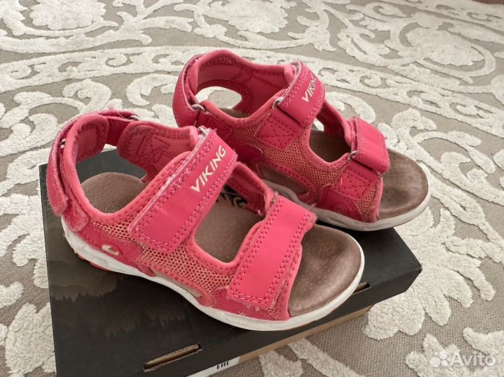 Сандалии для девочки