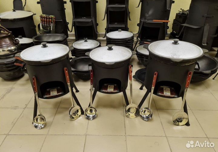 Казан чугунный + печь + половник + специи