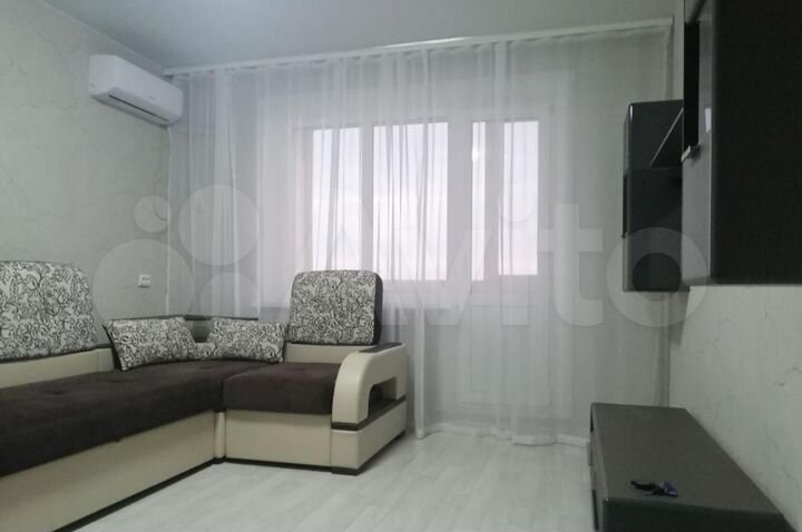 2-к. квартира, 49 м², 10/10 эт.