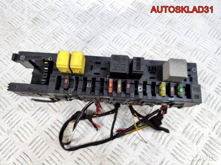 Блок предохранителей Mercedes W203 A2035453401