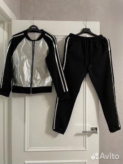 Женский спортивный костюм 42 размер