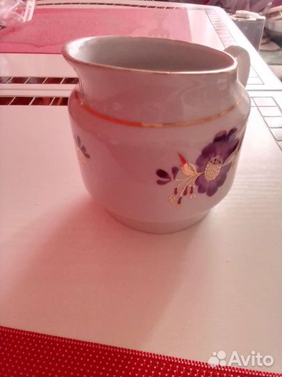 Молочник сливочник