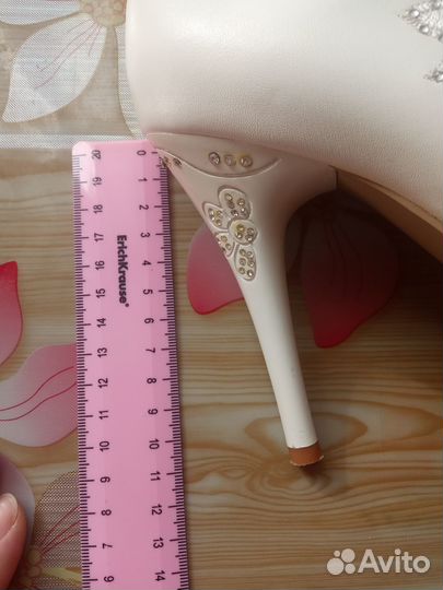 Белые сапожки