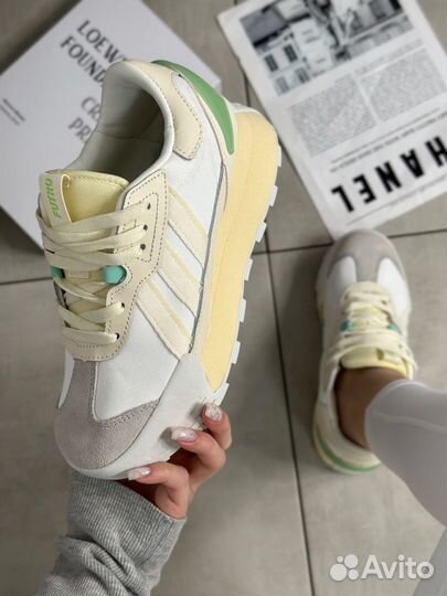 Кроссовки Adidas Neo Futro