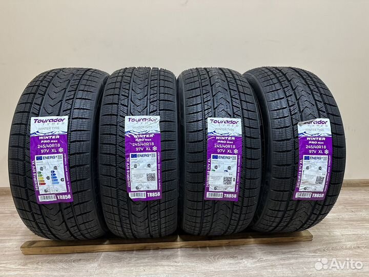 Tourador Winter Pro Max 245/40 R18 97V