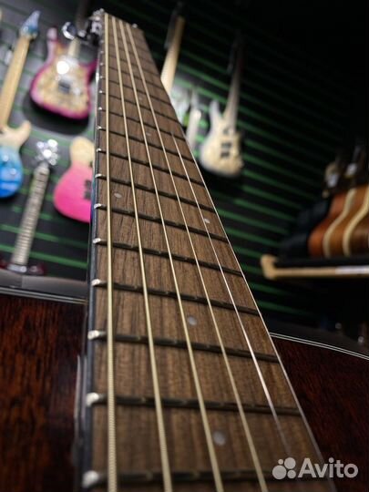 Fender CD 60S Mahogany массив красного дерева