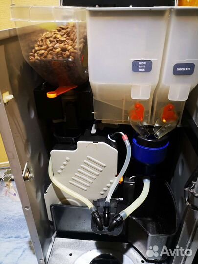 Кофемашина Rheavendors суперавтомат