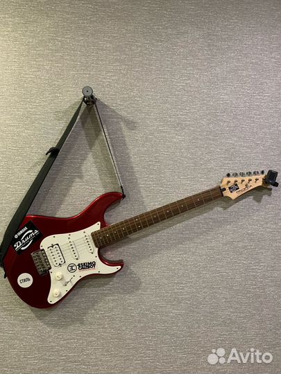 Электрогитара yamaha pacifica pac012