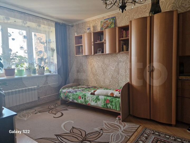 2-к. квартира, 65 м², 10/12 эт.