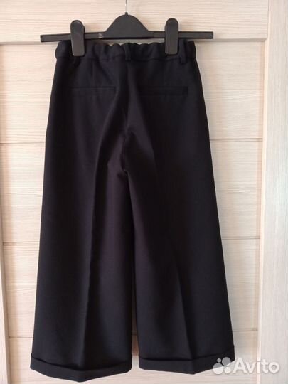 Брюки кюлоты 140