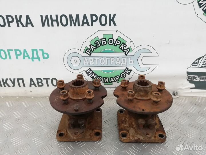 Ступица задняя Volkswagen Transporter T3 1.6