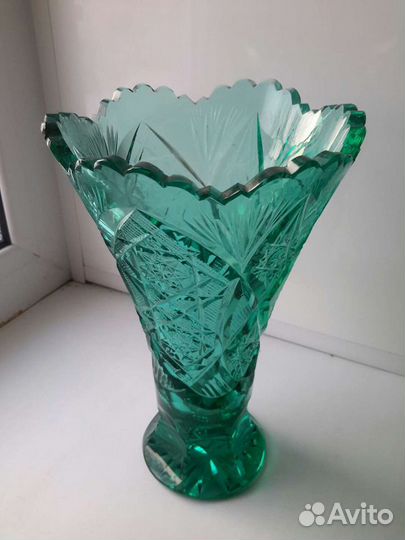 Вазы хрустальные